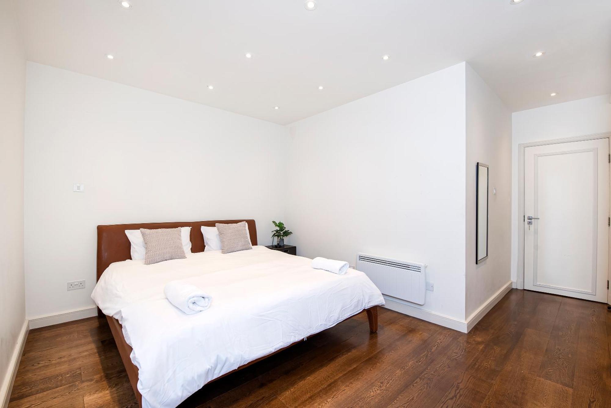 Central 2 Bed Maissonette ลอนดอน ภายนอก รูปภาพ